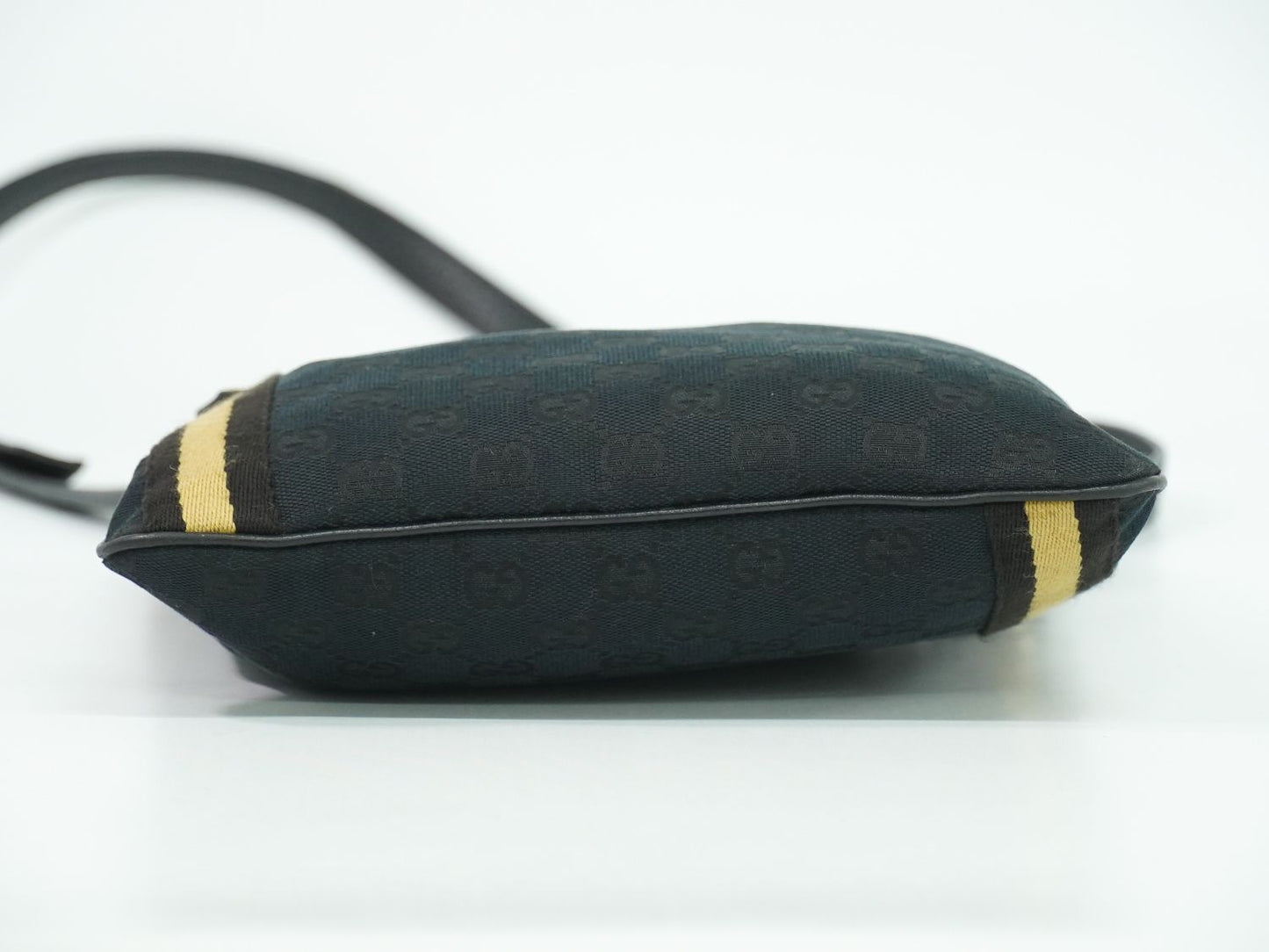 GUCCI シェリーライン GGキャンバス ショルダーバッグ ブラック 144388
