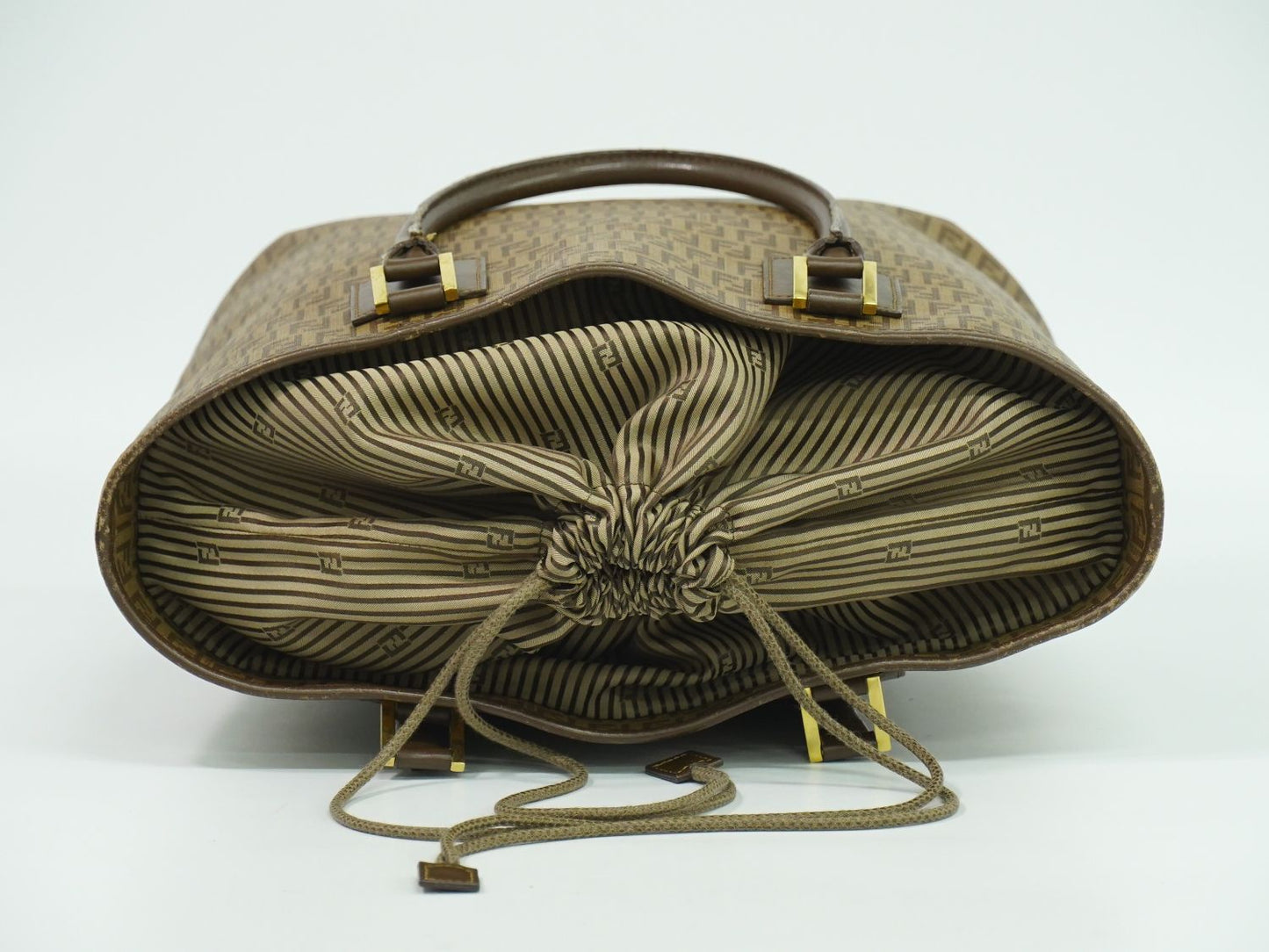 FENDI ズッキーノ トートバッグ ブラウン 8BH240