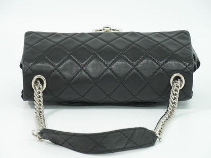 CHANEL ココマーク マトラッセ ショルダーバッグ ブラック