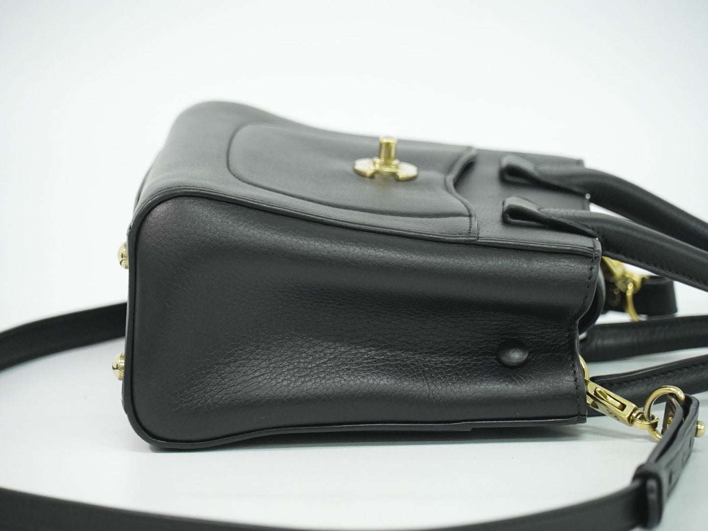 CHANEL ココマーク ネオ エグゼクティブ トート 2WAY ショルダーバッグ ブラック