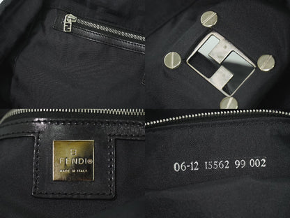 FENDI ズッカ ショルダーバッグ ブラック 15562