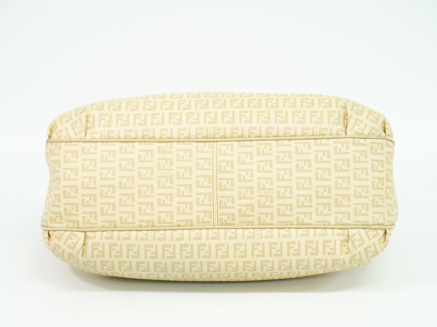FENDI ズッキーノ ショルダーバッグ ベージュ 8BR661 – BRAND BOX by