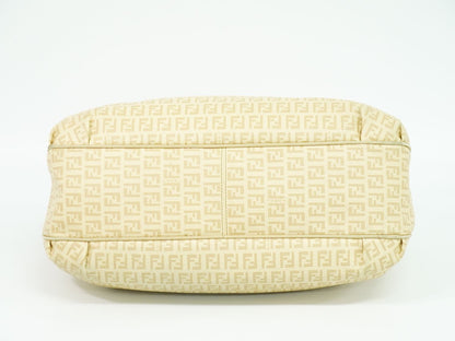 FENDI ズッキーノ ショルダーバッグ ベージュ 8BR661