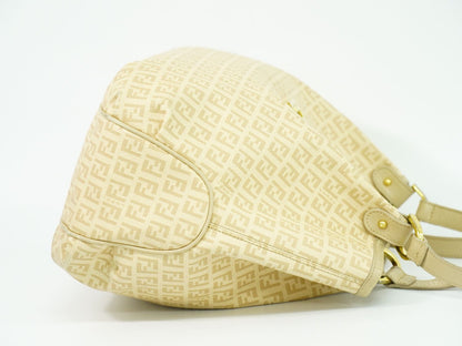 FENDI ズッキーノ ショルダーバッグ ベージュ 8BR661