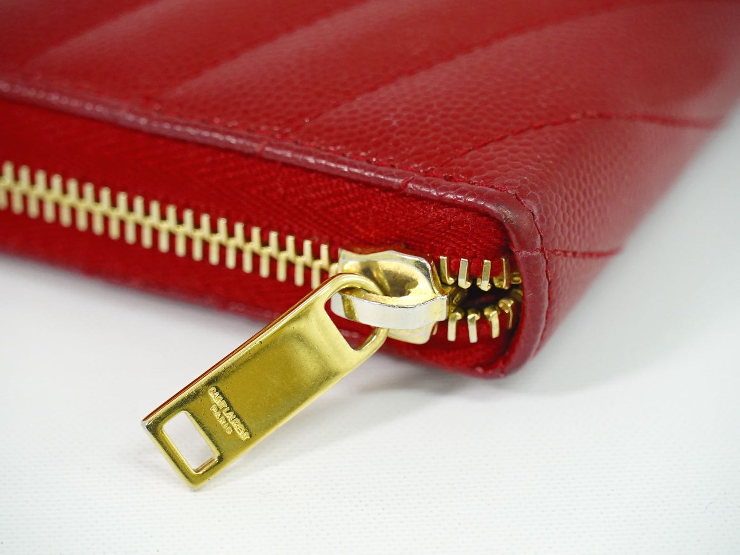 SAINT LAURENT YSL ロゴ カサンドラ 長財布 レッド
