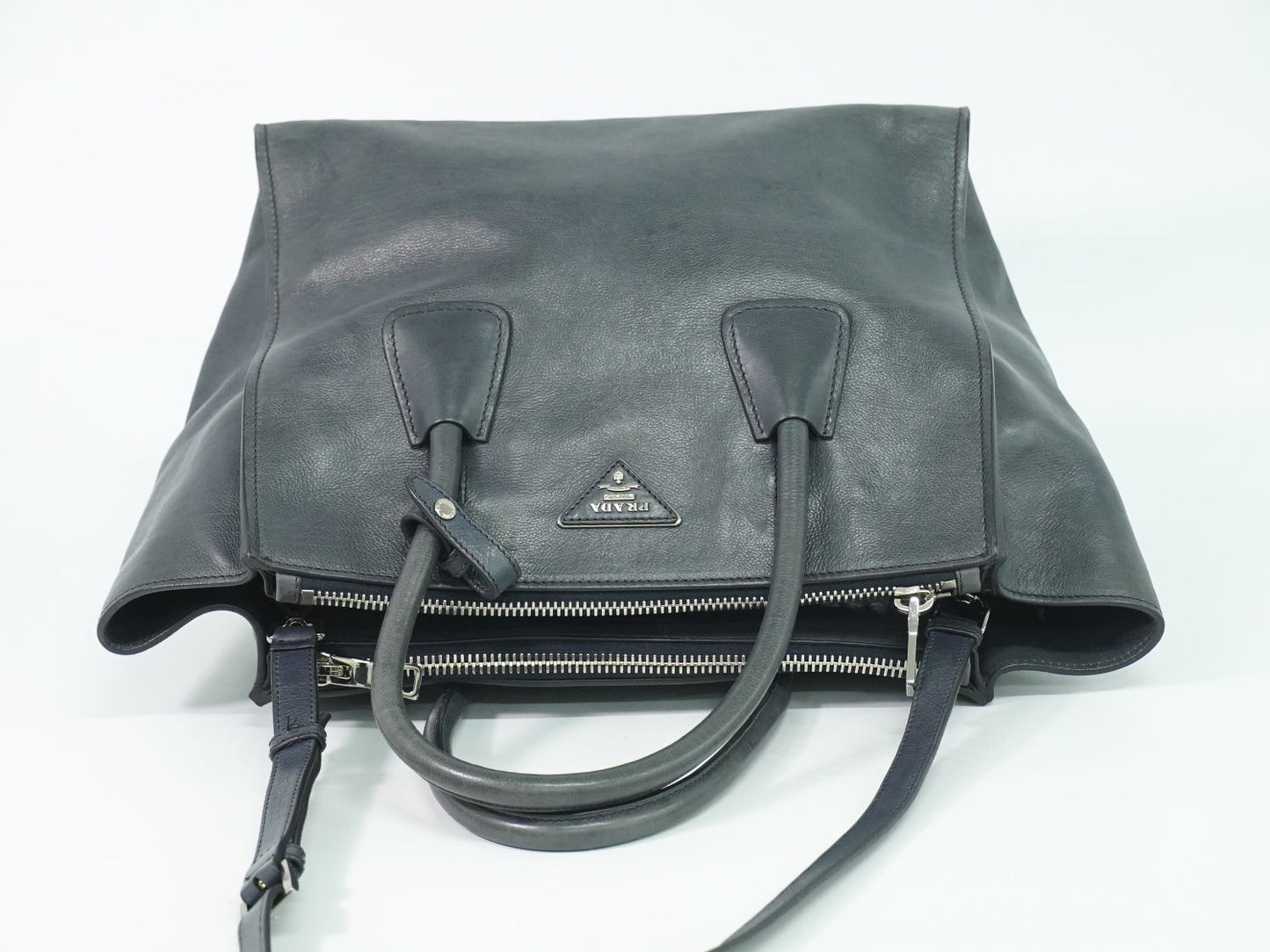 PRADA 2WAY ショルダーバッグ グレー BN2619