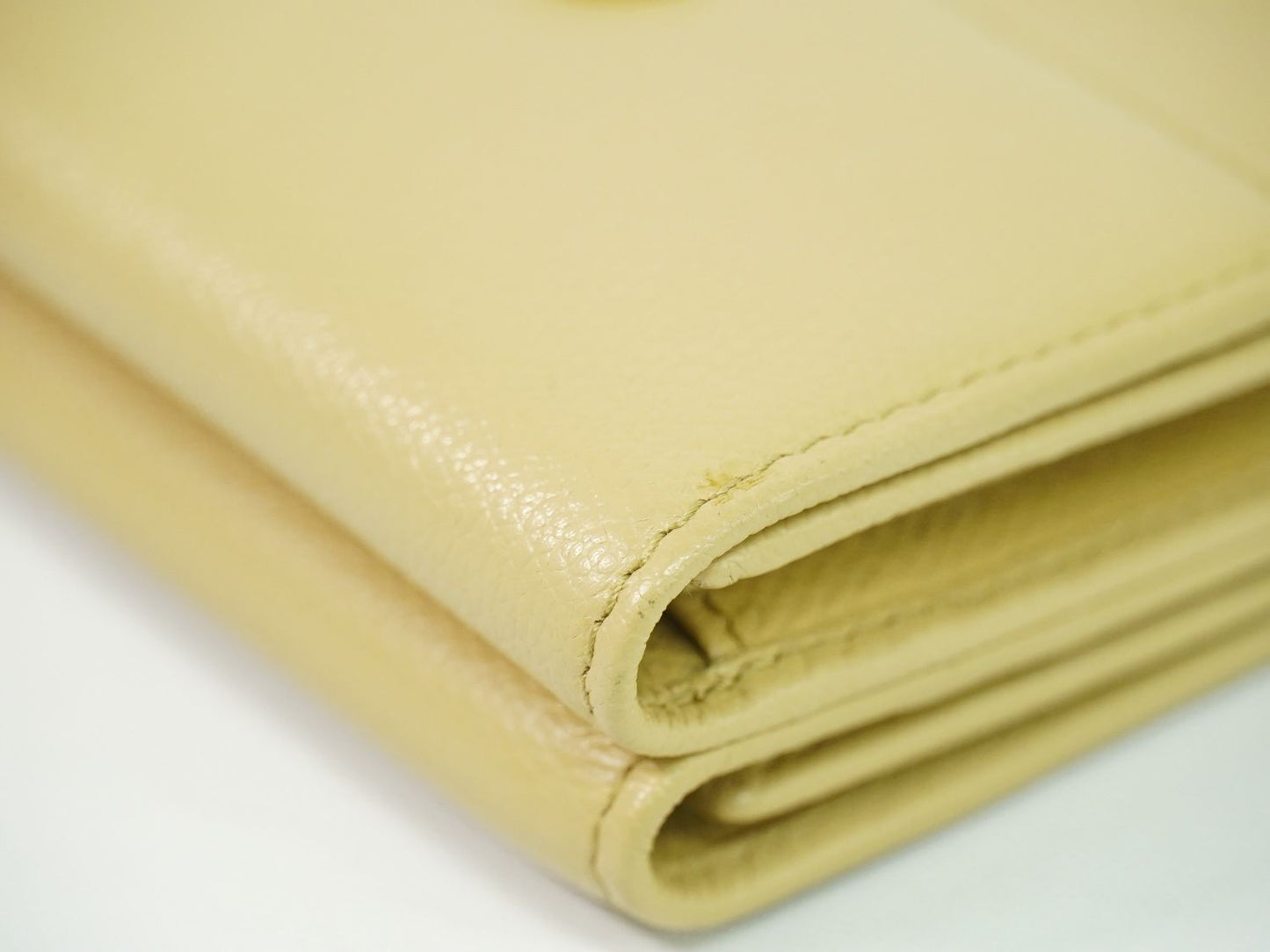 CHANEL ココマーク ココボタン 折財布 ベージュ