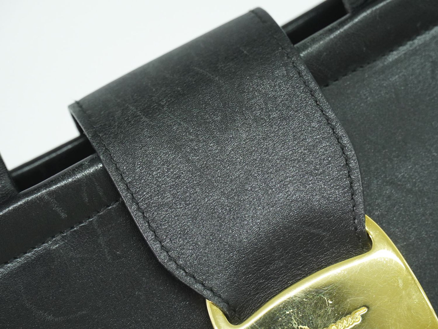 Salvatore Ferragamo ヴァラ ハンドバッグ ブラック