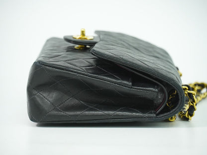 CHANEL ココマーク マトラッセ ショルダーバッグ ブラック