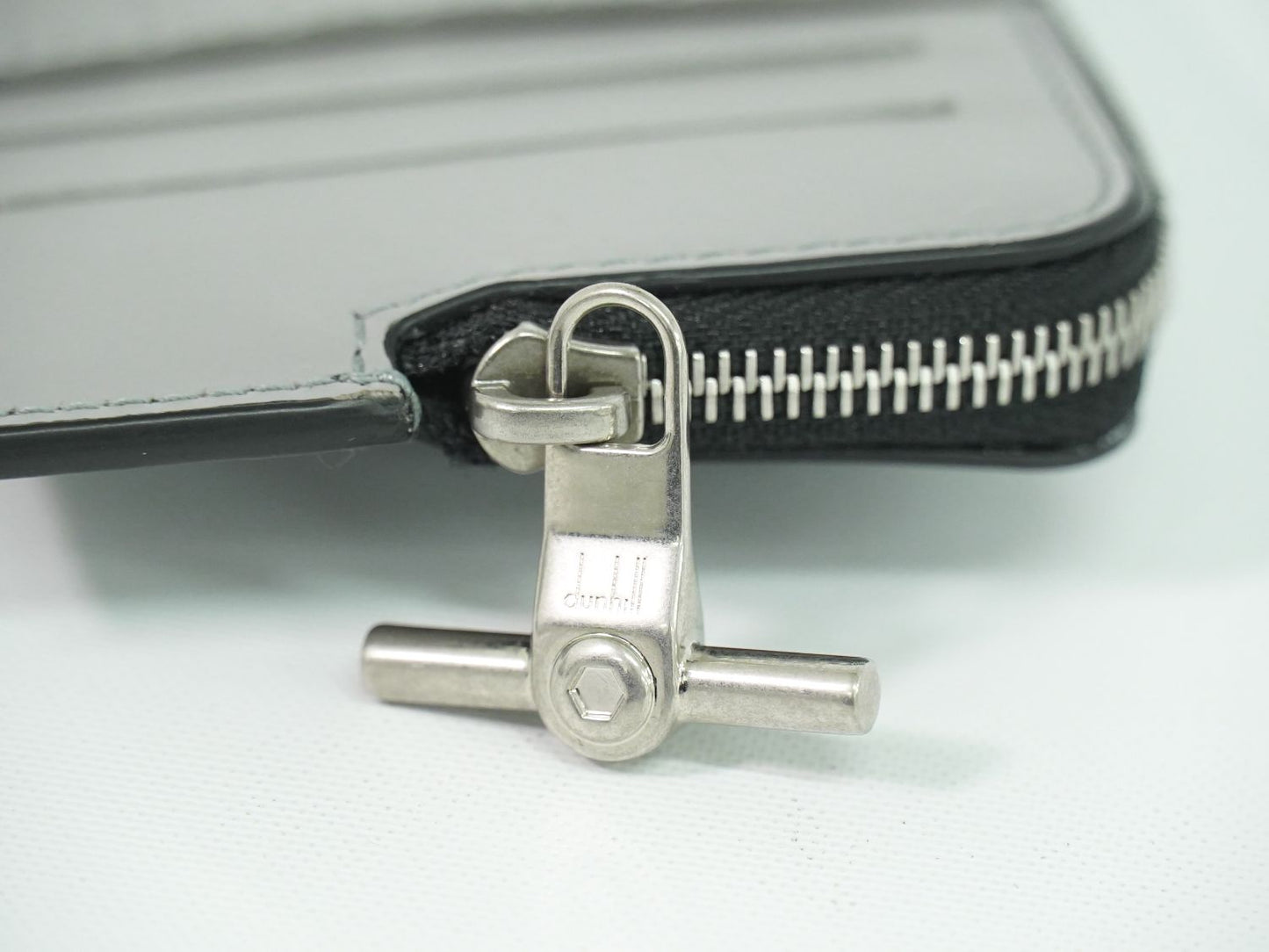 dunhill フラグメントケース グレー