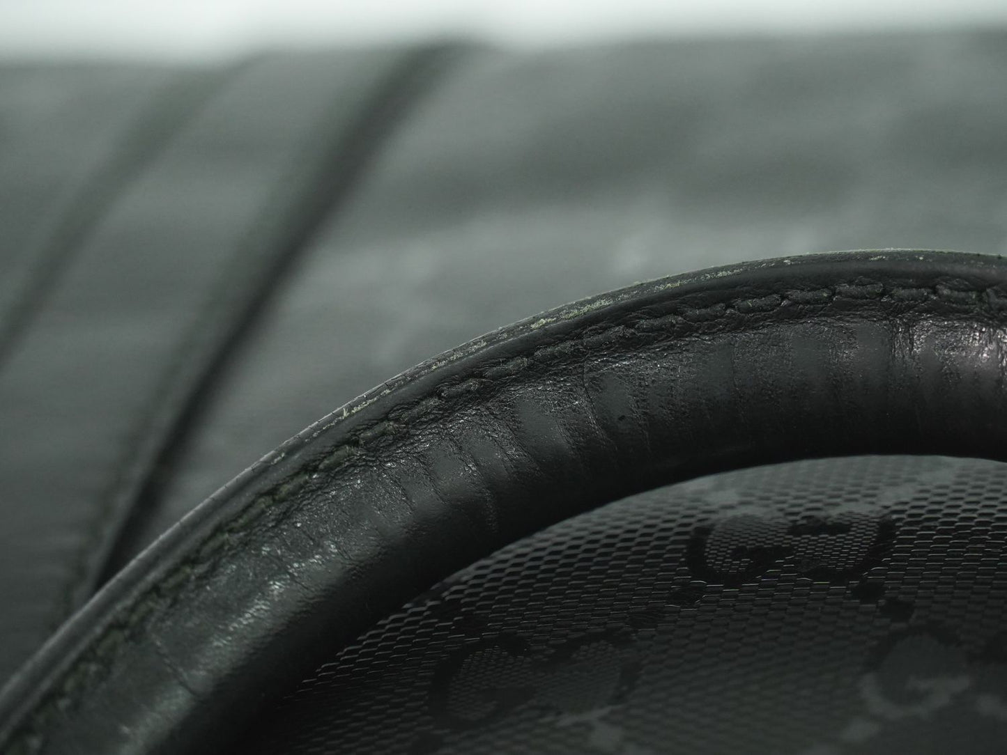 GUCCI GGインプリメ ビジネスバッグ ブラック 201480