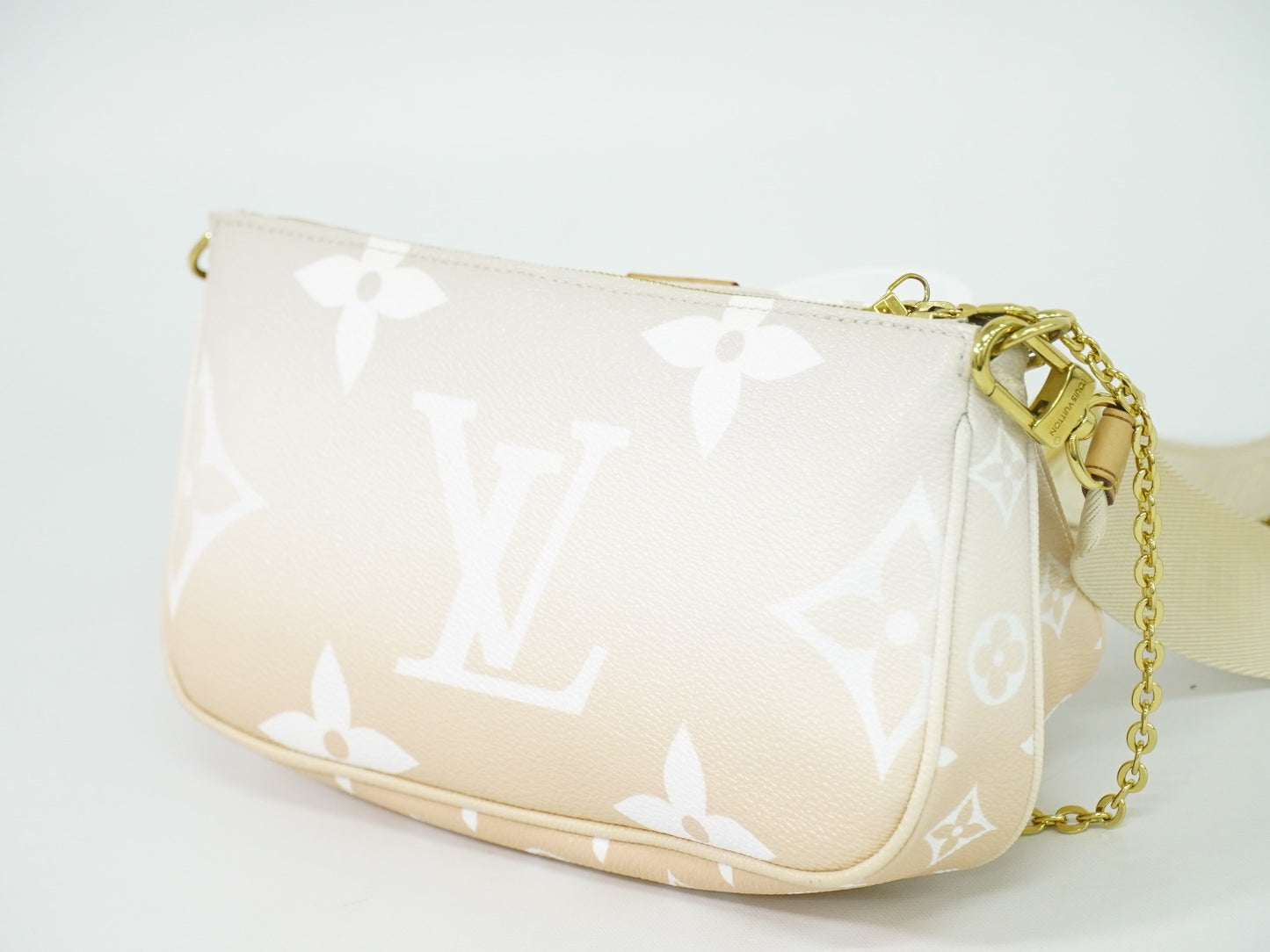 LOUIS VUITTON ミュルティ ポシェット アクセソワール モノグラム ジャイアント 2WAY ショルダーバッグ プリューム M57634