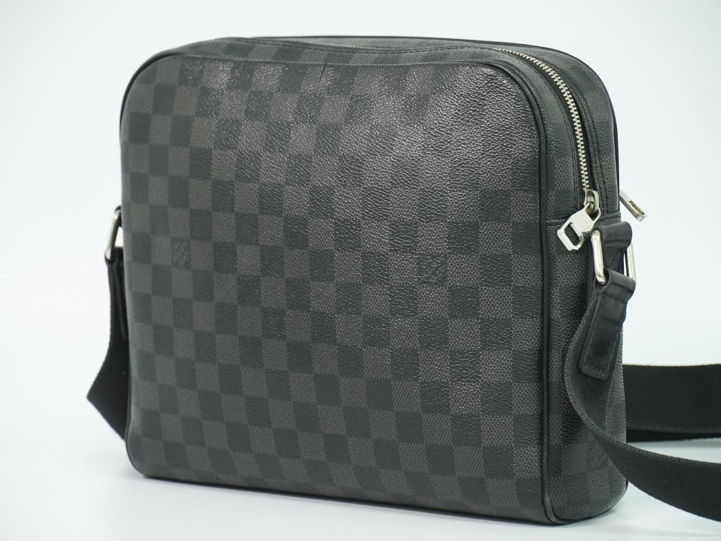 LOUIS VUITTON デイトン PM ダミエ グラフィット ショルダーバッグ N41408