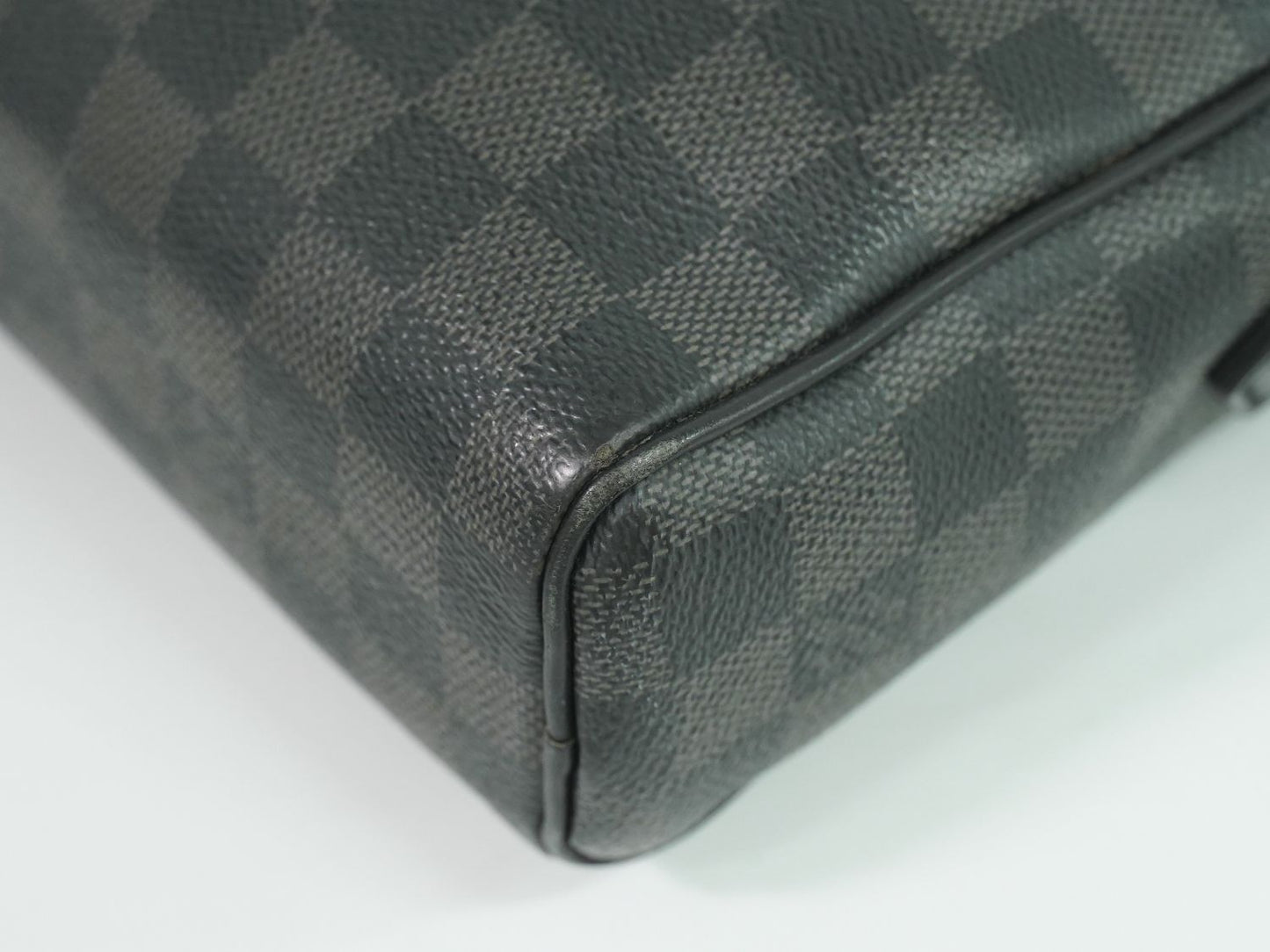 LOUIS VUITTON デイトン PM ダミエ グラフィット ショルダーバッグ N41408