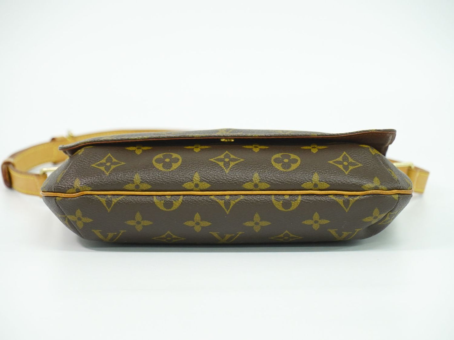 LOUIS VUITTON ミュゼットタンゴ ショート モノグラム ショルダーバッグ M51257