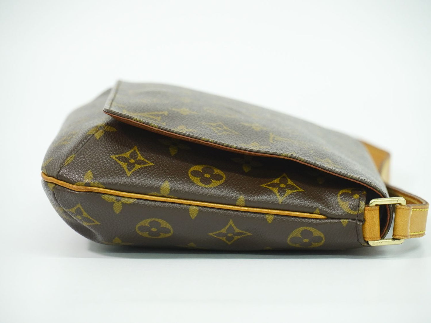 LOUIS VUITTON ミュゼットタンゴ ショート モノグラム ショルダーバッグ M51257