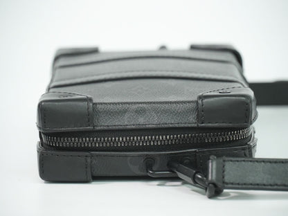 LOUIS VUITTON ソフトトランク ウォレット モノグラム エクリプス ショルダーウォレット ブラック M69838