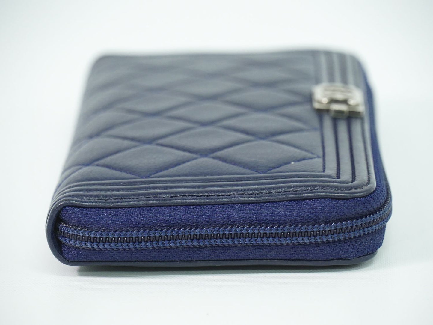 CHANEL ボーイシャネル ココマーク 長財布 ネイビー