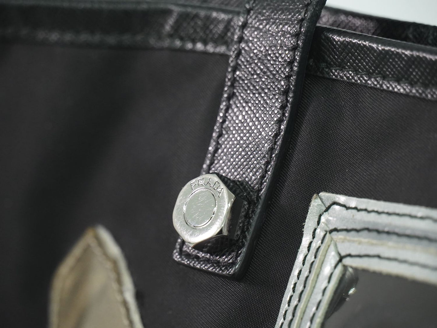 PRADA ロボットコレクション ショルダーバッグ ブラック マルチカラー