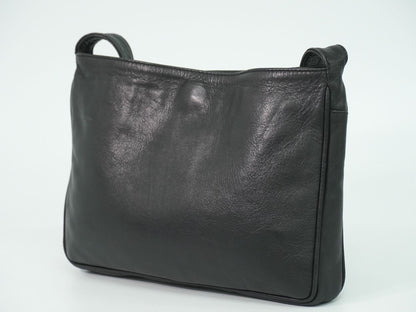 FENDI ロゴ ショルダーバッグ ブラック