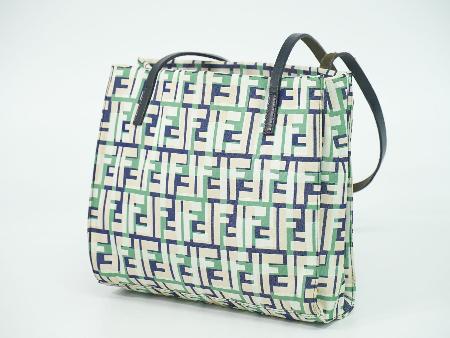 FENDI ズッカ ショルダーバッグ マルチカラー