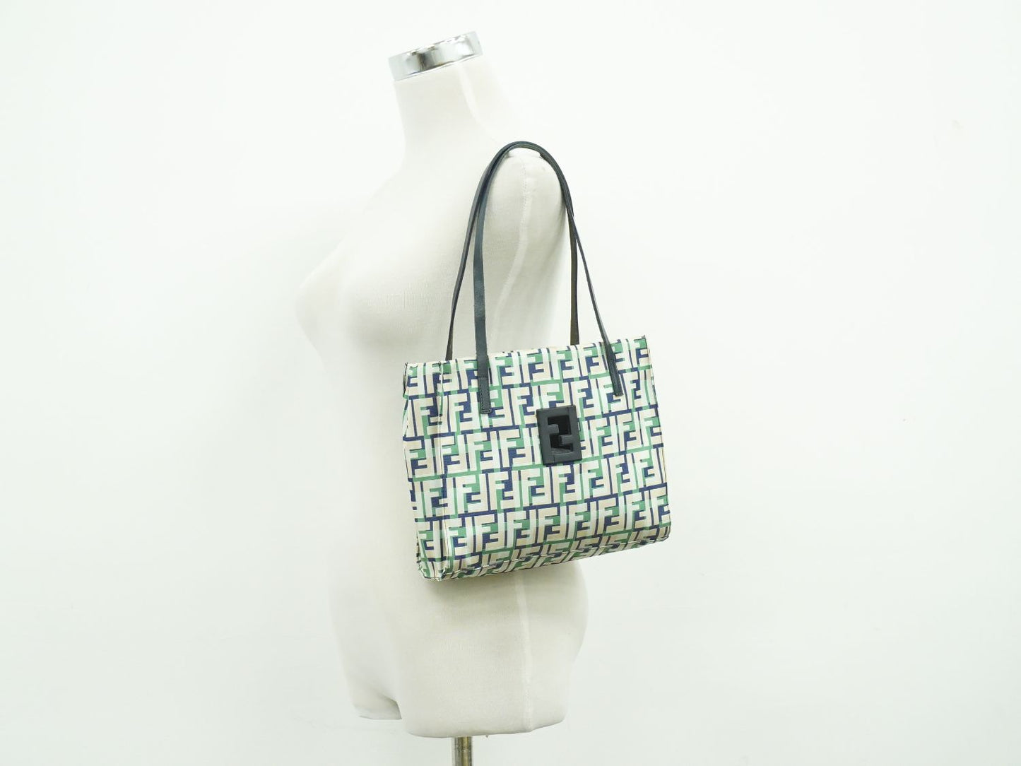 FENDI ズッカ ショルダーバッグ マルチカラー
