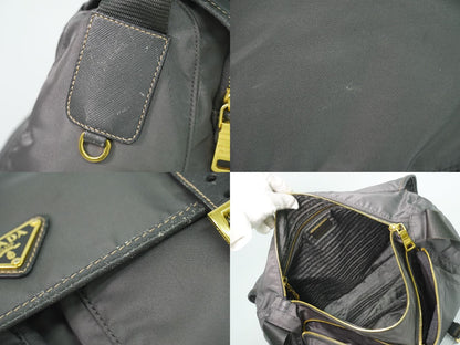 PRADA メッセンジャーバッグ グレー