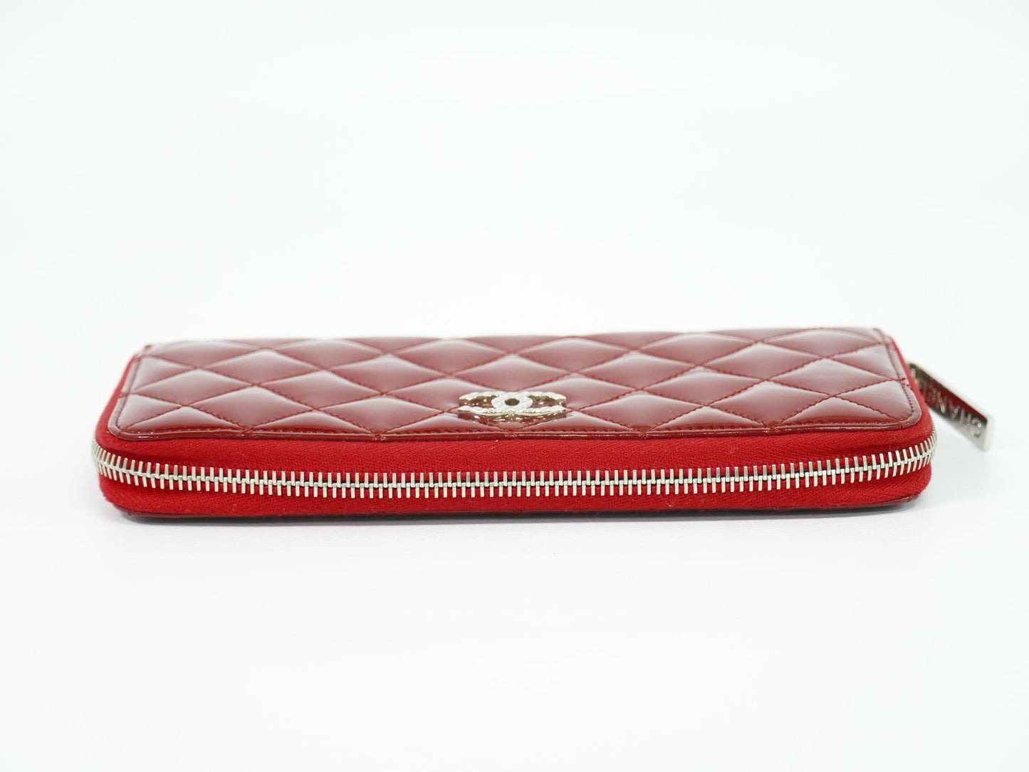 CHANEL ココマーク マトラッセ 長財布 レッド