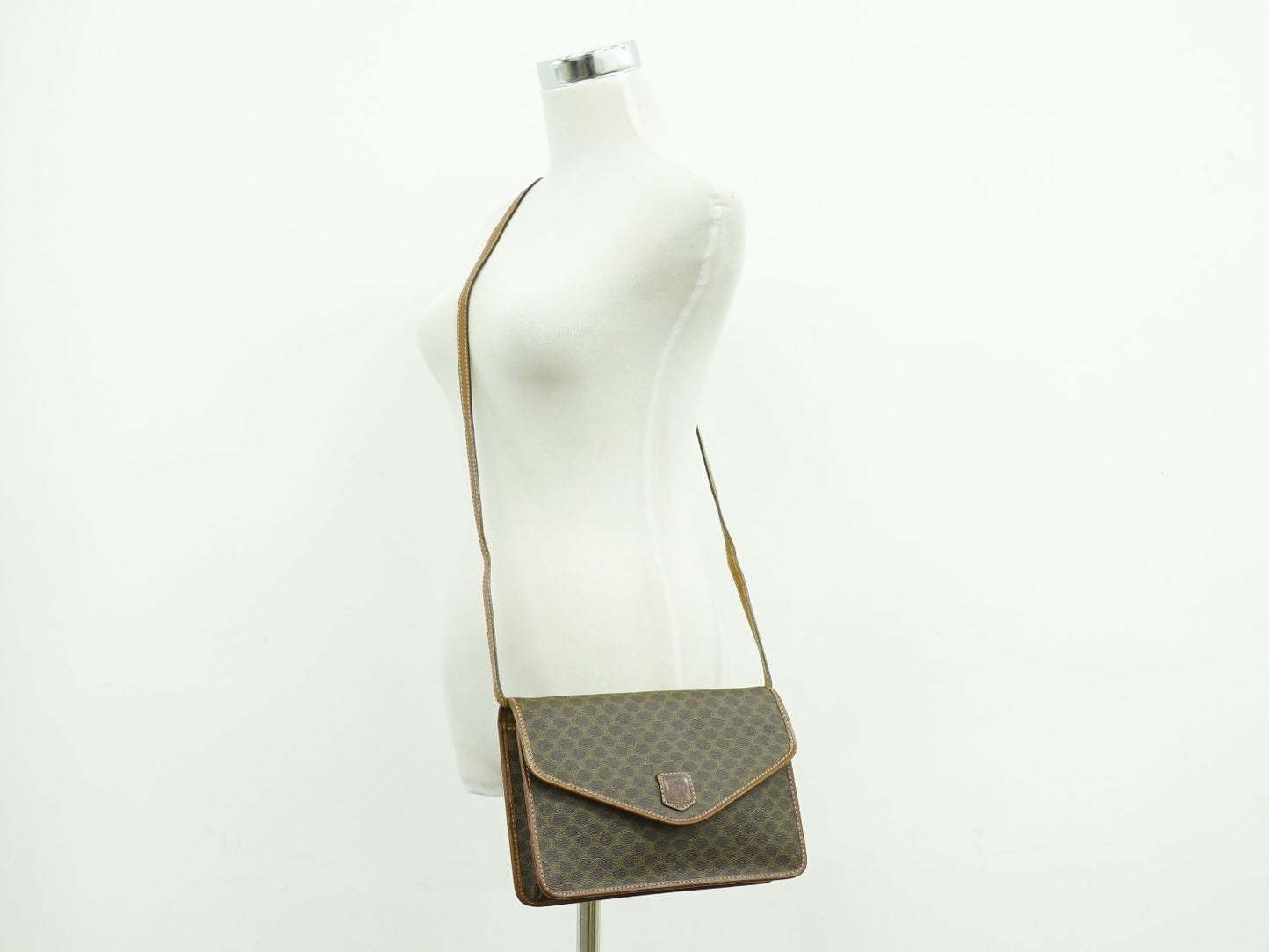 CELINE マカダム ショルダーバッグ ブラウン