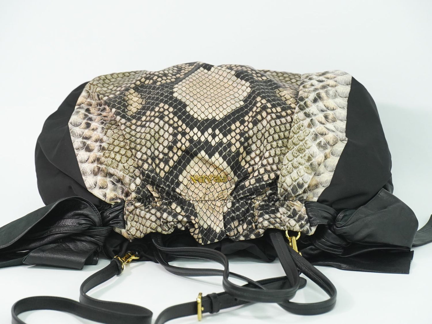 PRADA パイソン柄 2WAY ショルダーバッグ ブラック マルチカラー