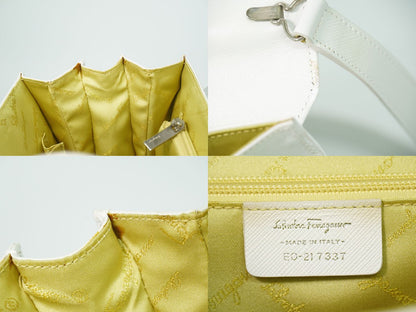 Salvatore Ferragamo ガンチーニ 2WAY ショルダーバッグ ホワイト