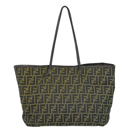 FENDI ズッカ ショルダーバッグ ブラウン