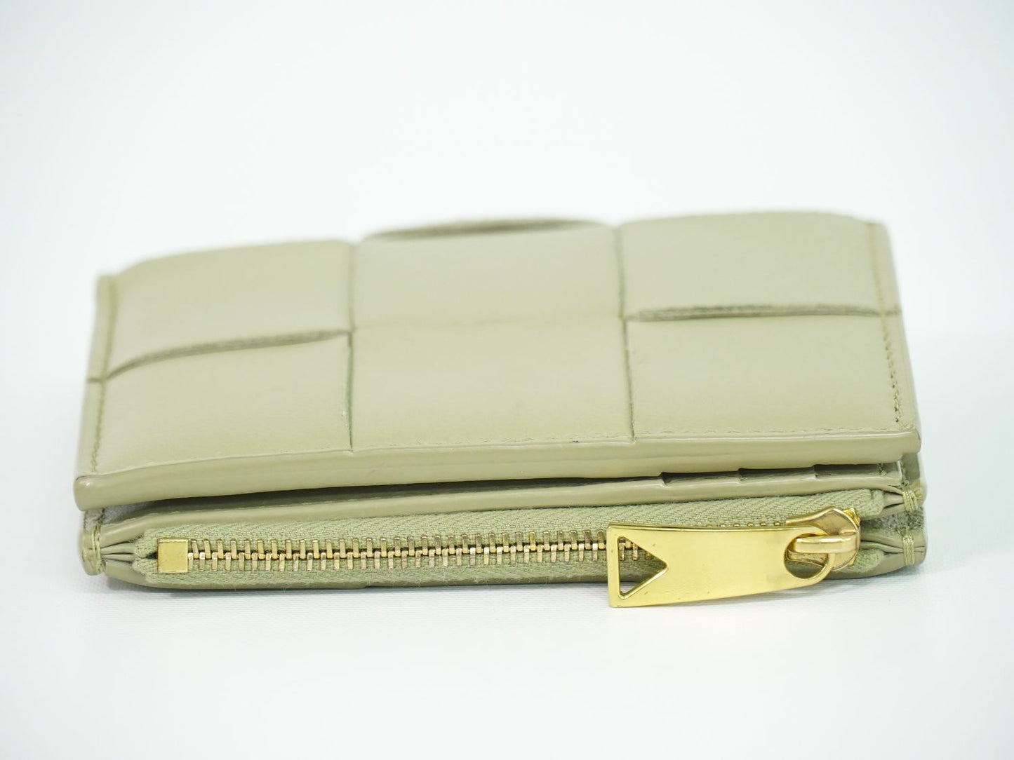 BOTTEGA VENETA カセット スモール 折財布 ライトカーキ