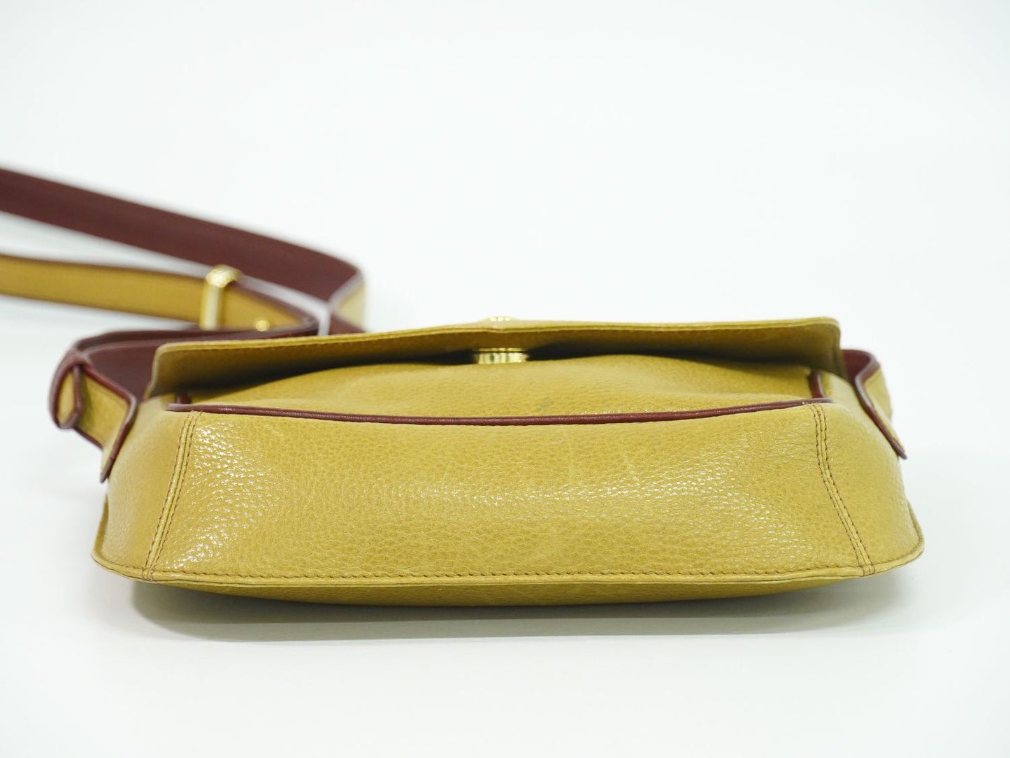 Cartier マストライン ショルダーバッグ マスタードイエロー