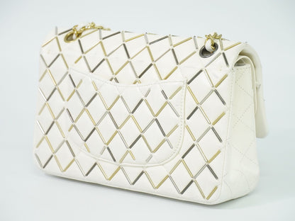 CHANEL ココマーク マトラッセ ダブルフラップ チェーン ショルダーバッグ ホワイト