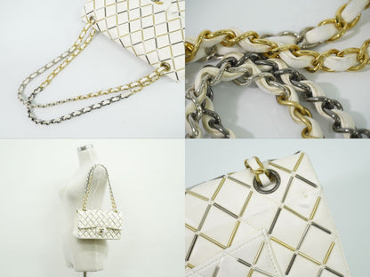 CHANEL ココマーク マトラッセ ダブルフラップ チェーン ショルダーバッグ ホワイト