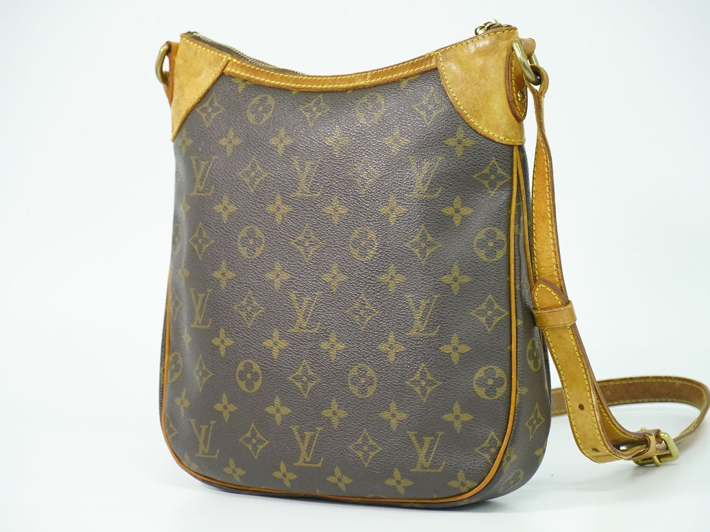 LOUIS VUITTON オデオン PM モノグラム ショルダーバッグ M56390