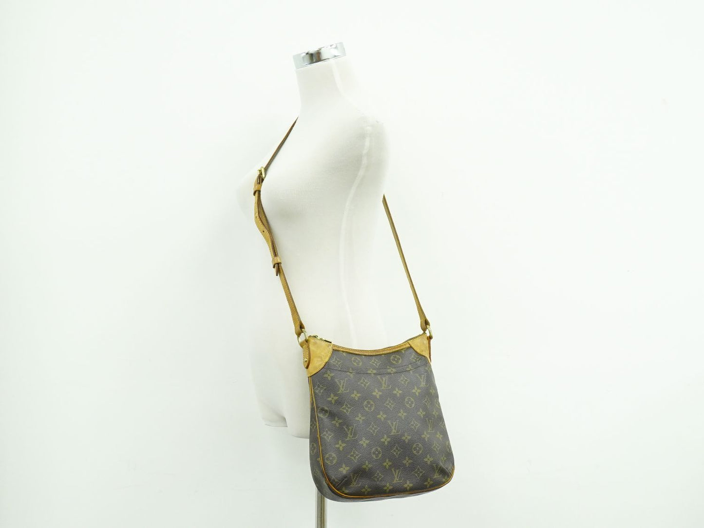 LOUIS VUITTON オデオン PM モノグラム ショルダーバッグ M56390