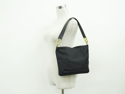 FENDI ショルダーバッグ ブラック
