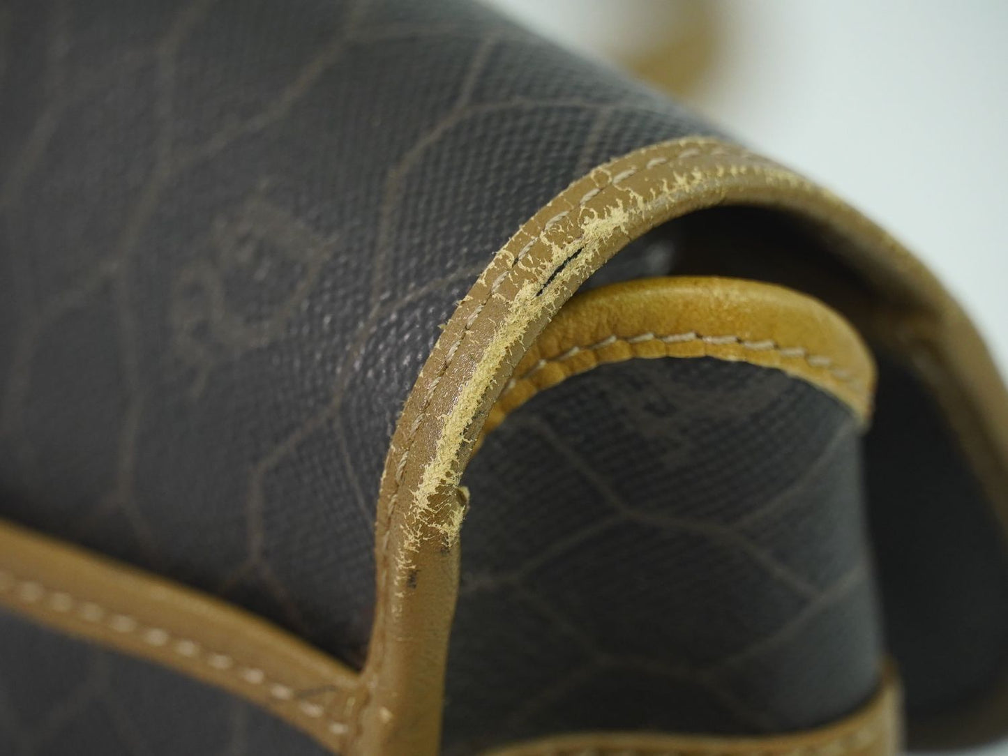 Christian Dior ハニカム柄 ショルダーバッグ ブラック ブラウン