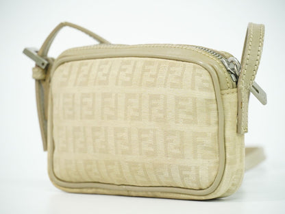 FENDI ズッキーノ ショルダーバッグ ベージュ 8BT029