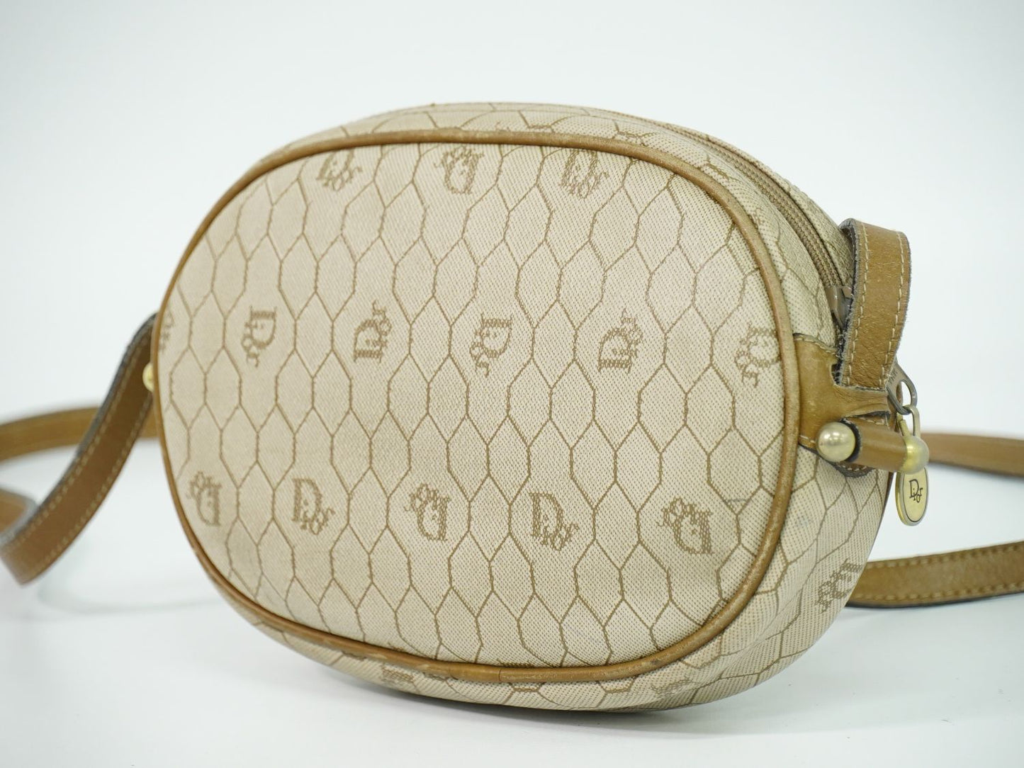 Christian Dior ハニカム柄 ショルダーバッグ ベージュ