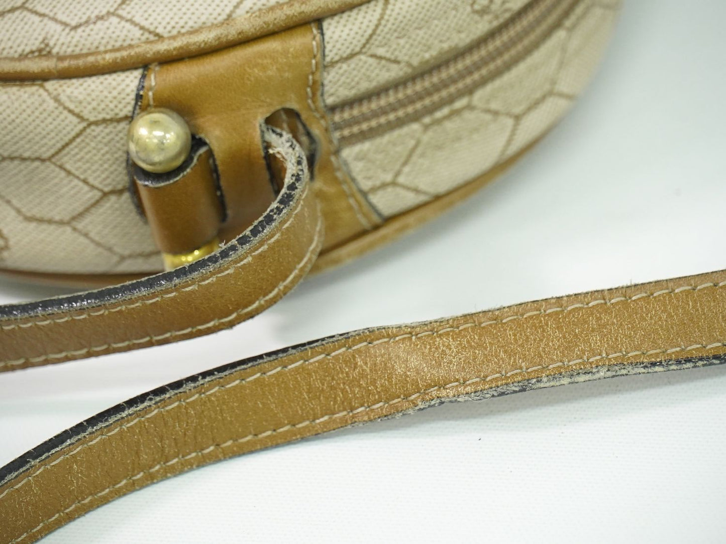 Christian Dior ハニカム柄 ショルダーバッグ ベージュ