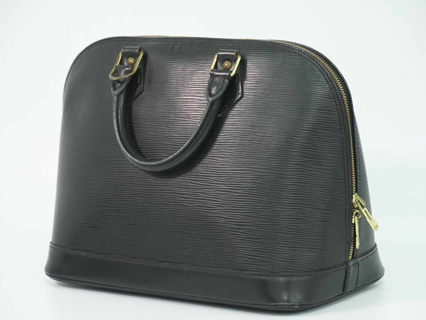 LOUIS VUITTON アルマ エピ レザー ハンドバッグ ノワール M52142