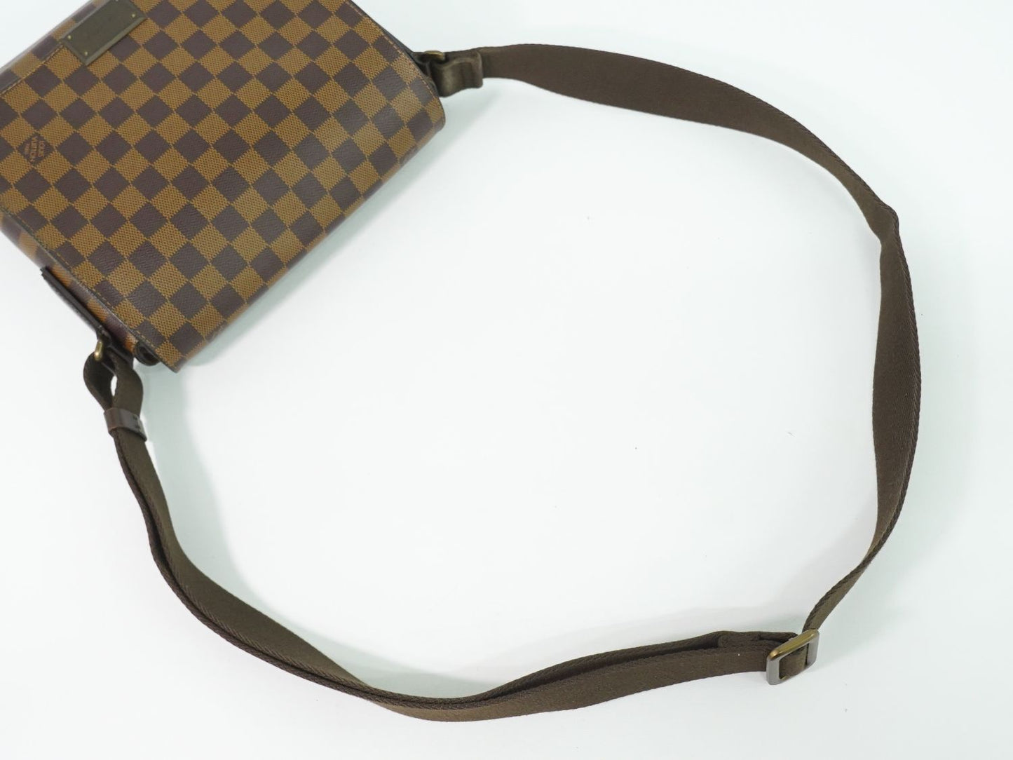LOUIS VUITTON ディストリクト PM ダミエ エベヌ ショルダーバッグ N41213
