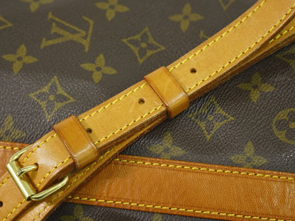 LOUIS VUITTON ランドネ GM モノグラム ショルダーバッグ M42244