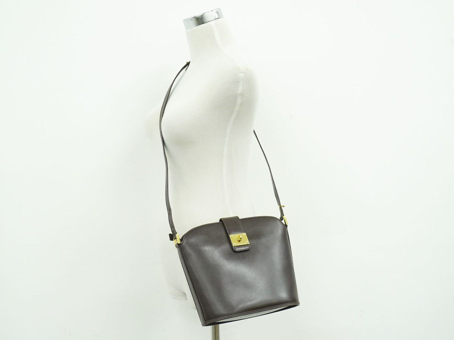 BALLY ショルダーバッグ ブラウン