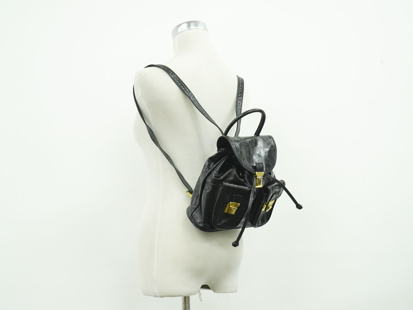 FENDI リュックサック ブラック
