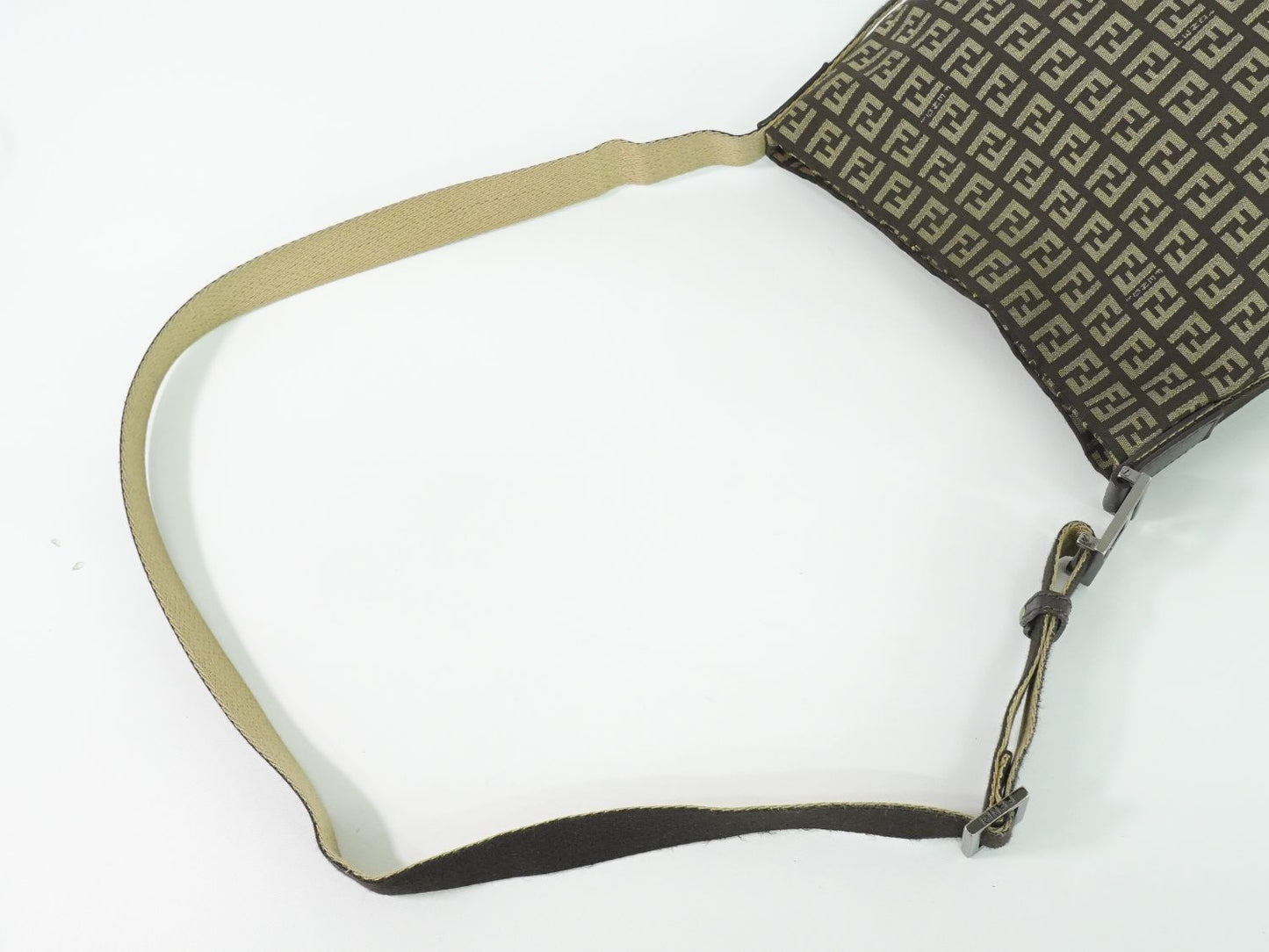 FENDI ズッキーノ ショルダーバッグ ブラウン 8BR317
