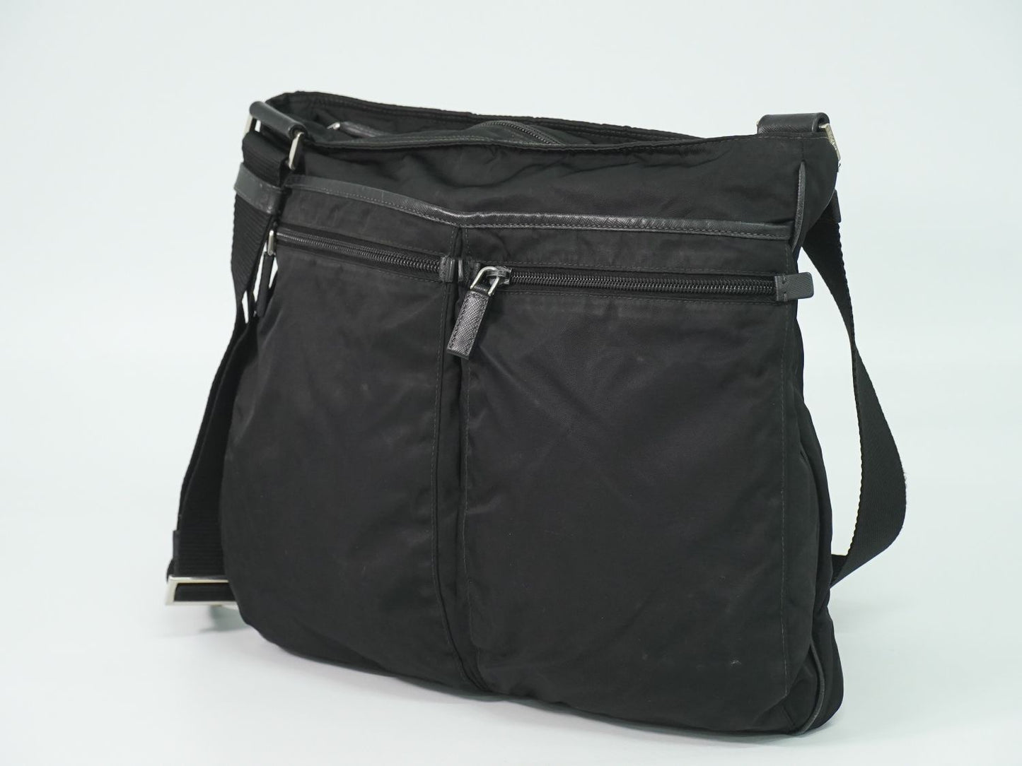 PRADA テスート ショルダーバッグ ブラック VA0220